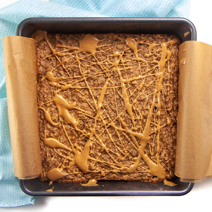 Kid-Friendly Peanut Butter Banana Baked Oatmeal: Easy & Customizable